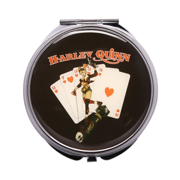 DC Comics Other - ❤3/$10 Sale DC Comics Harley Quinn Compact Mirror